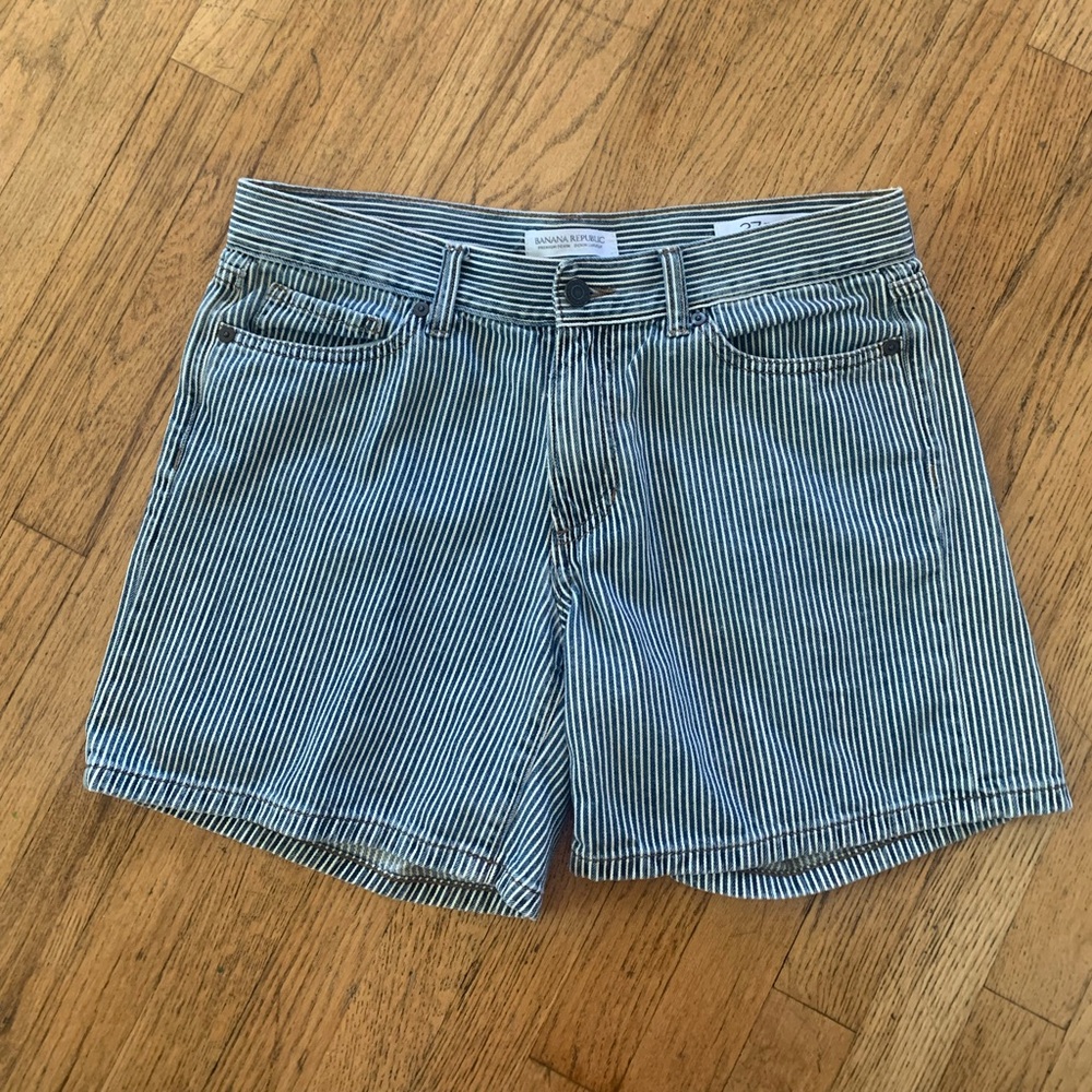 EUC Retro engineer striped Banana Republic shorts